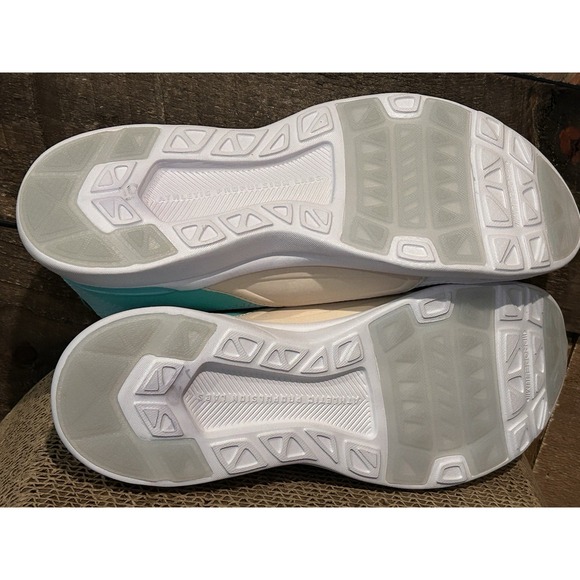 New APL Athletic Propulsion Labs WOMEN'S TECHLOOM BLISS Mint Beach White 9 - Picture 8 of 8